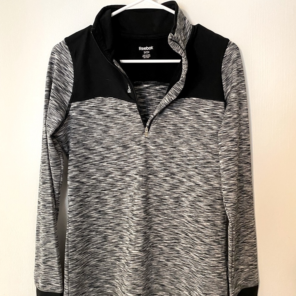 REEBOK Athletic Pullover
